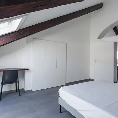 Duomo Loft In The Centre By Dimorra 公寓