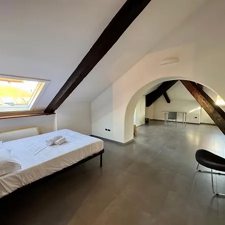 Duomo Luxury Loft In The Historic Center * Naples